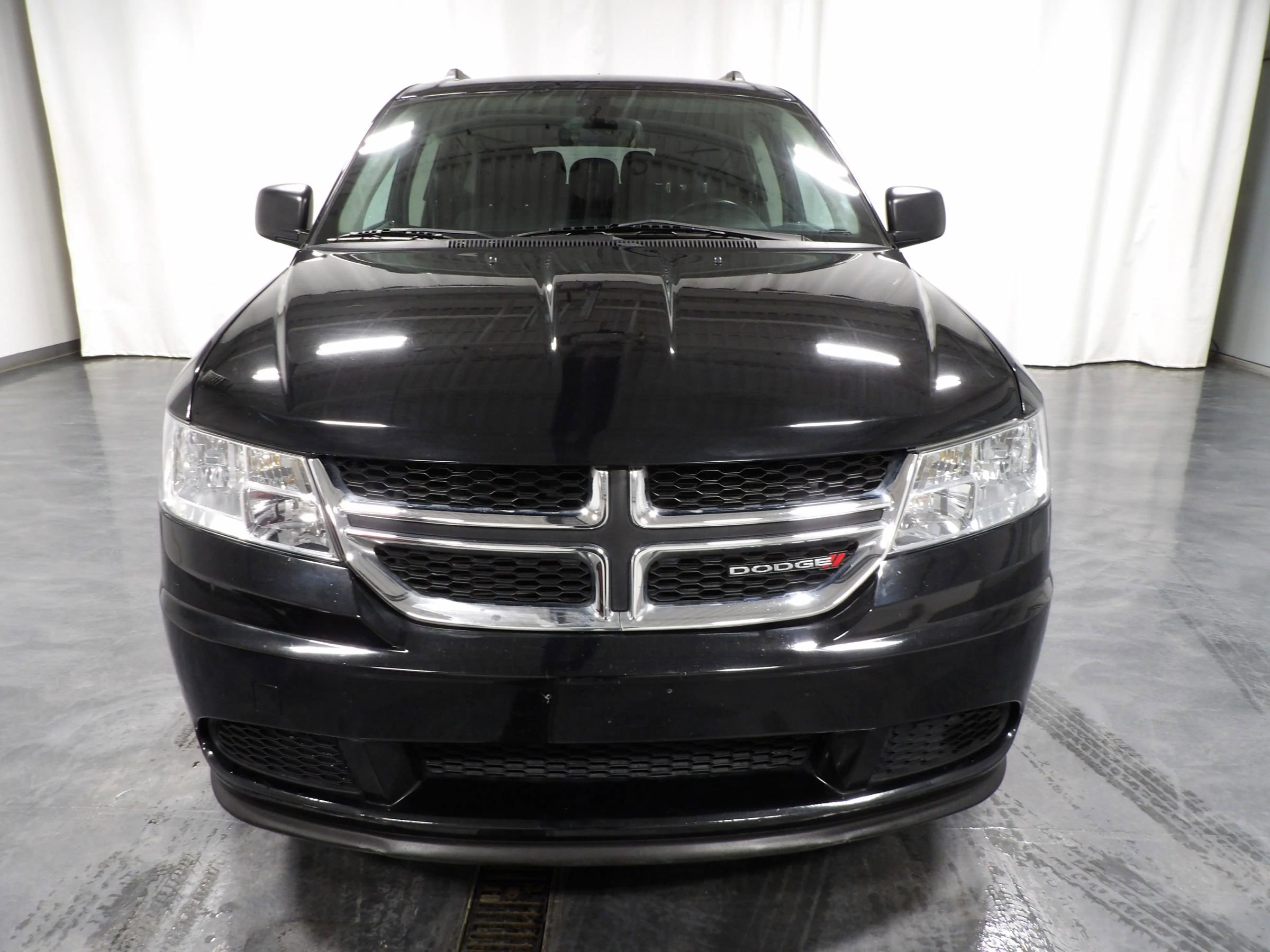 Used 2018 Dodge Journey SE w/ Connectivity Group image 3