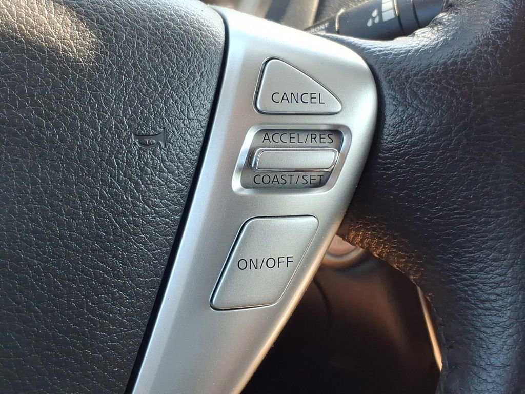 Used 2014 Nissan Sentra SL w/ Premium Package FWD image 10