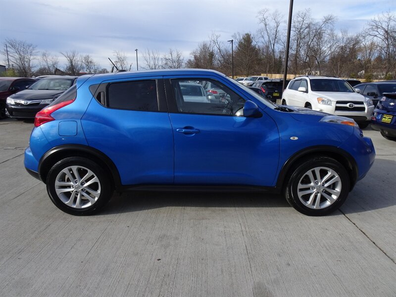 Used 2011 Nissan Juke SL AWD/4WD image 4