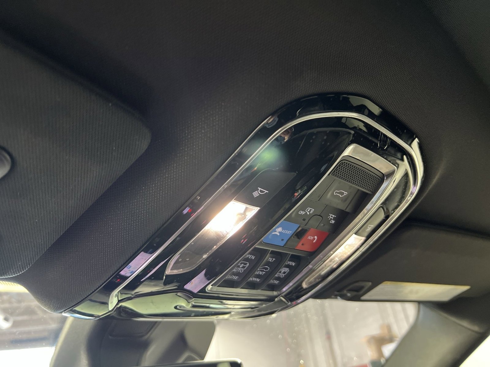 Used 2023 Jeep Grand Cherokee L Summit w/ Advanced Protech Group IV image 38