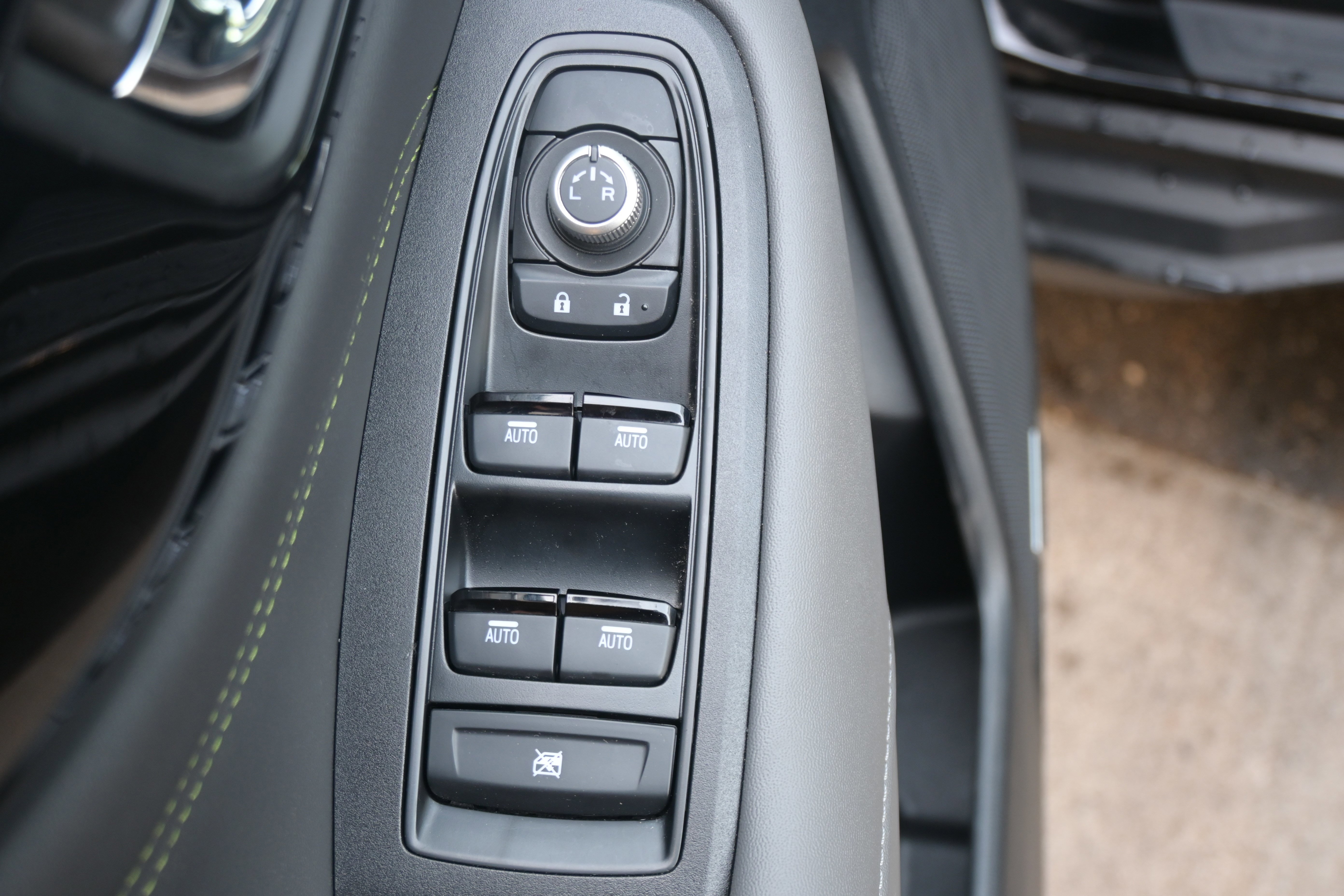 Used 2025 Subaru Outback Onyx Edition image 15