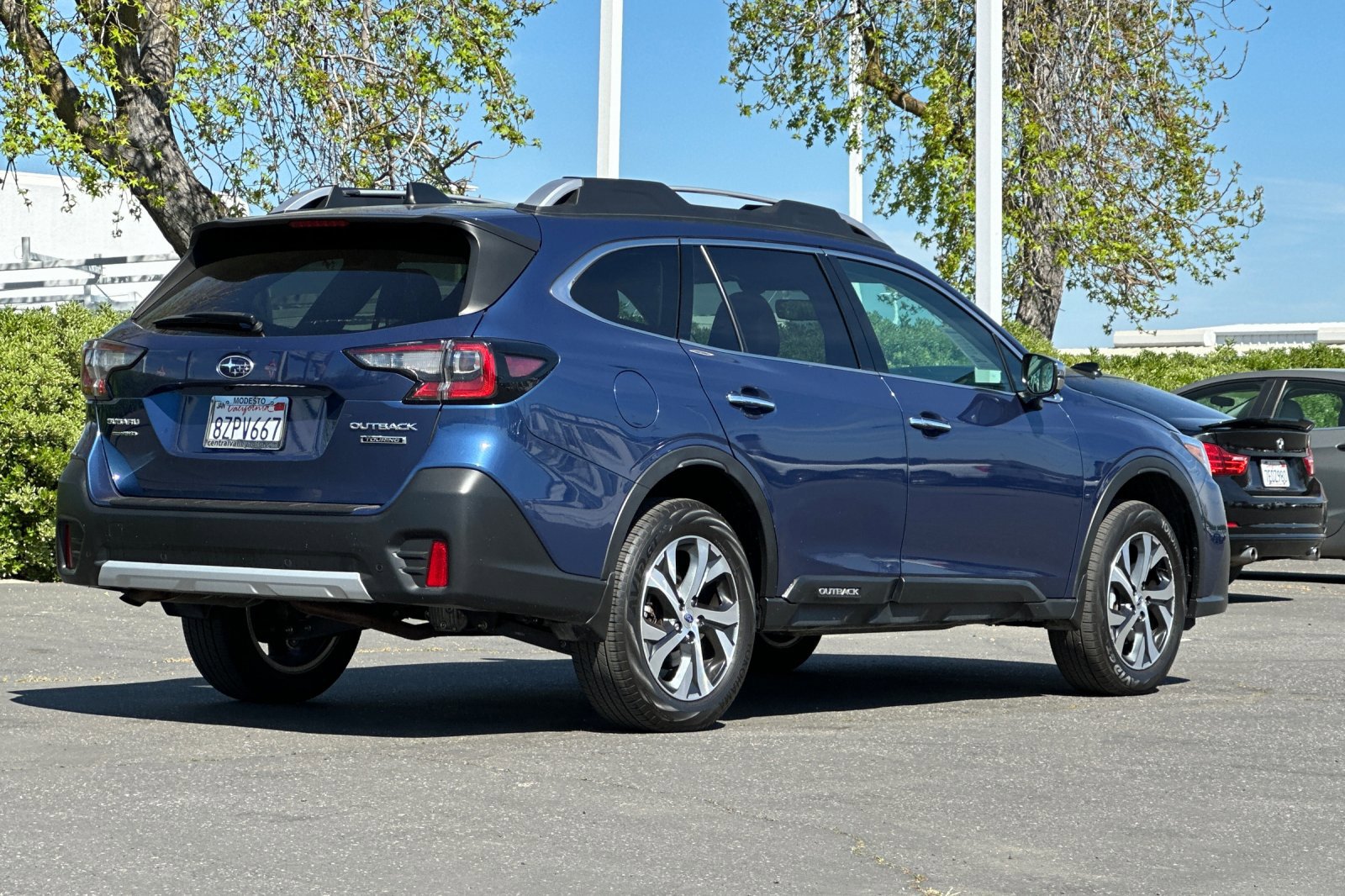 Used 2022 Subaru Outback Touring w/ Popular Package #2 image 4