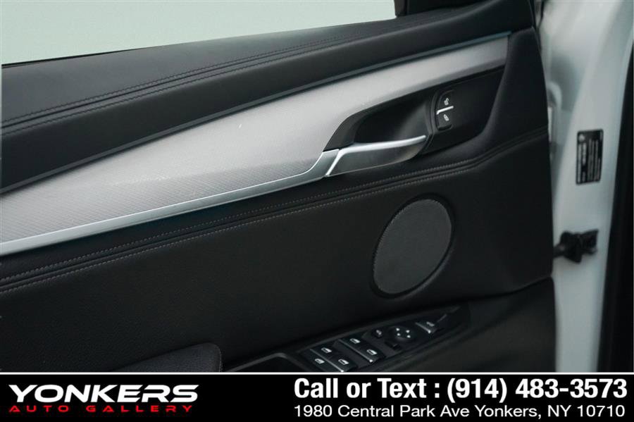 Used 2019 BMW X6 xDrive50i w/ M Sport Package image 26