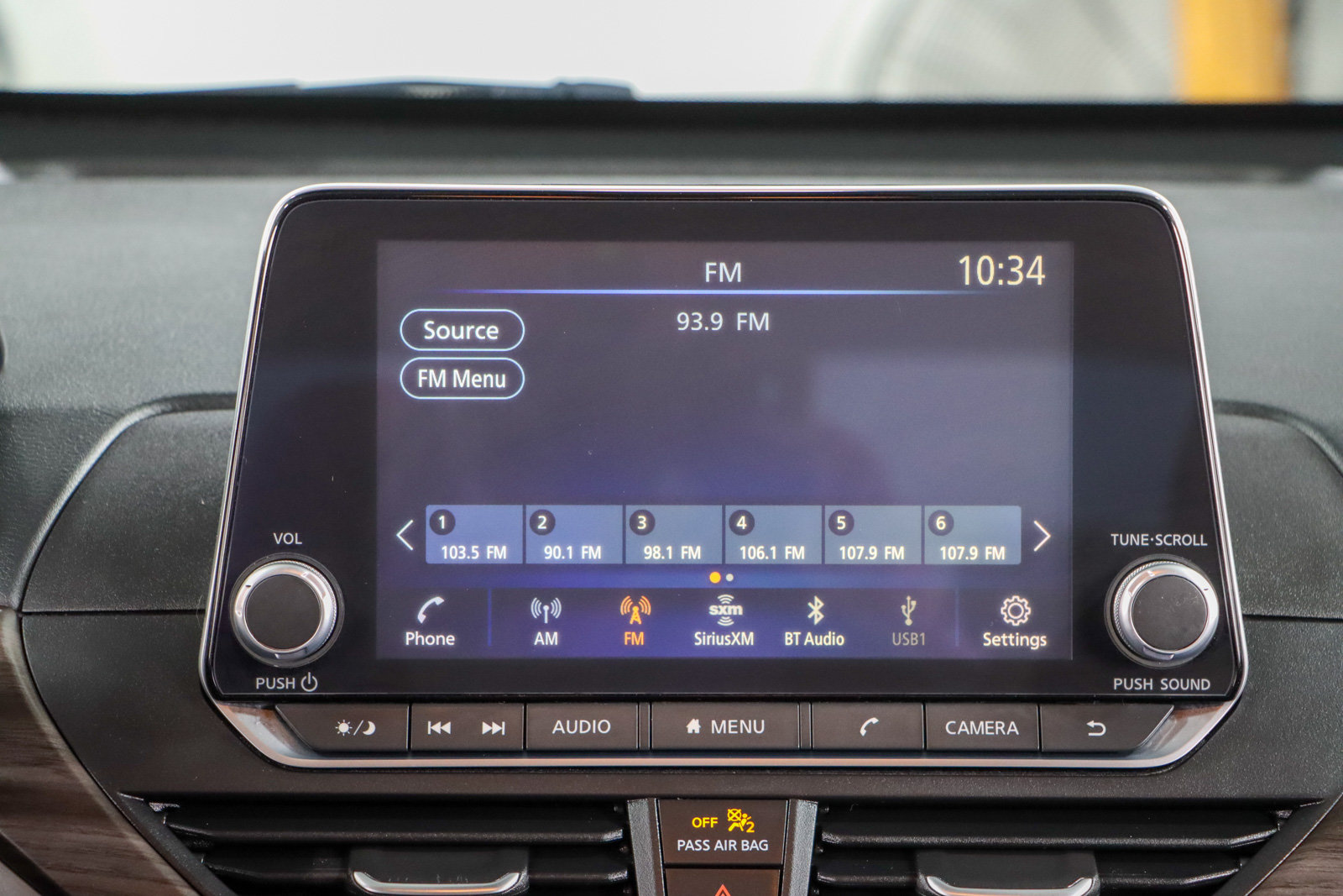 Used 2024 Nissan Altima 2.5 SV FWD image 19