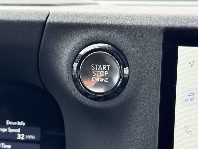 Used 2025 Lexus GX 550 w/ Cold Area Package image 18