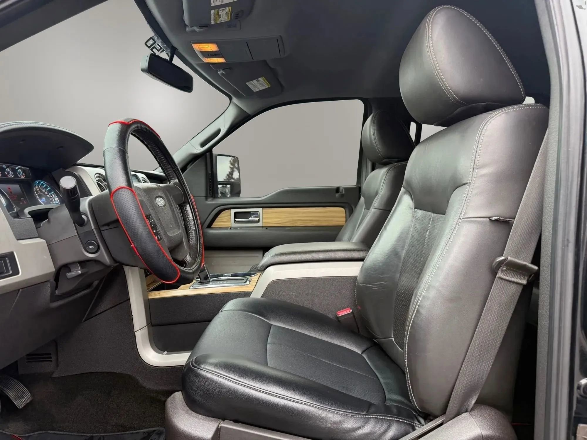 Used 2011 Ford F150 Lariat w/ Lariat Plus Pkg RWD image 2