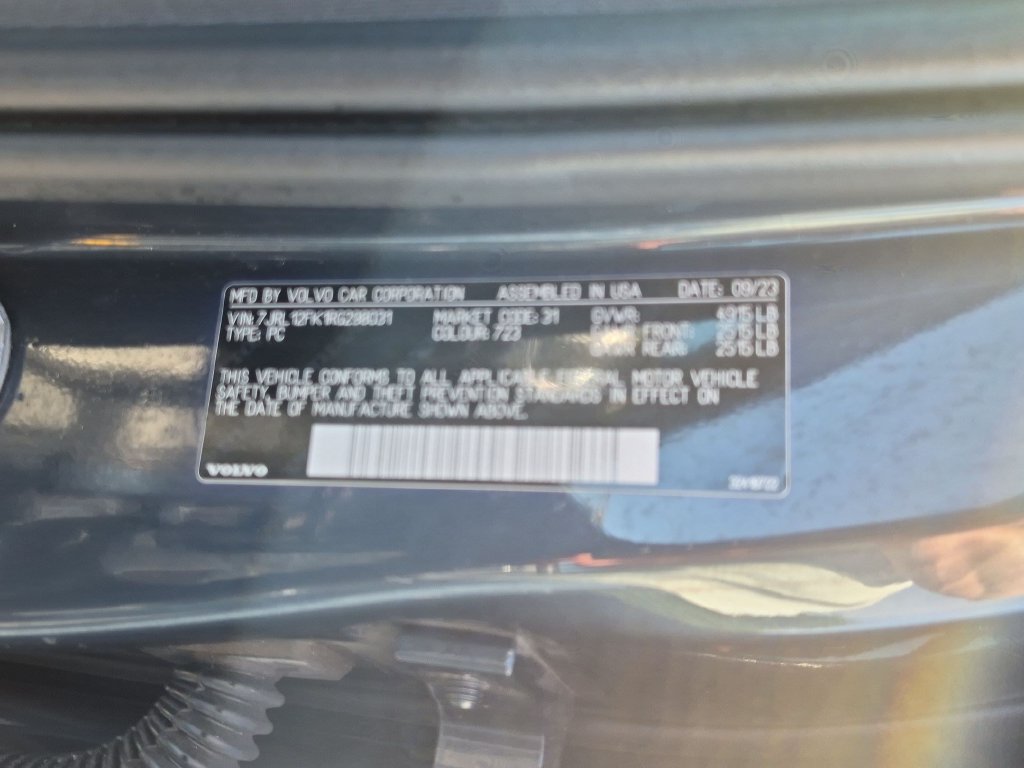 Used 2024 Volvo S60 B5 Core FWD image 21