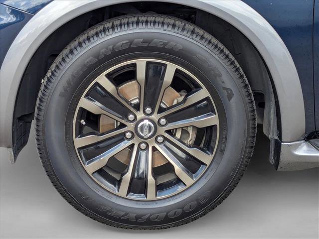 Used 2017 Nissan Armada Platinum w/ Interior Lighting Package image 14