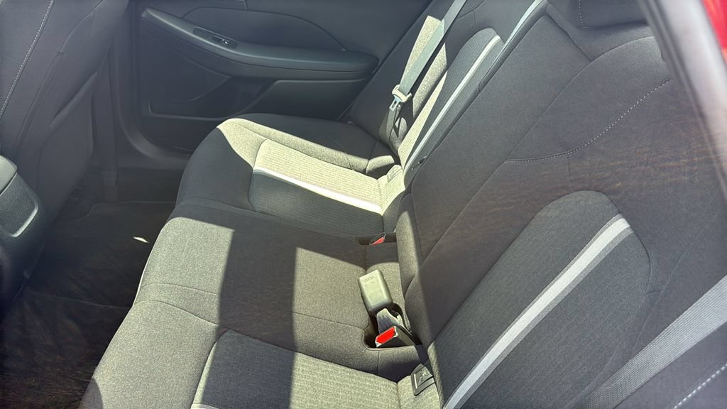 Used 2025 Hyundai Sonata SEL FWD image 29