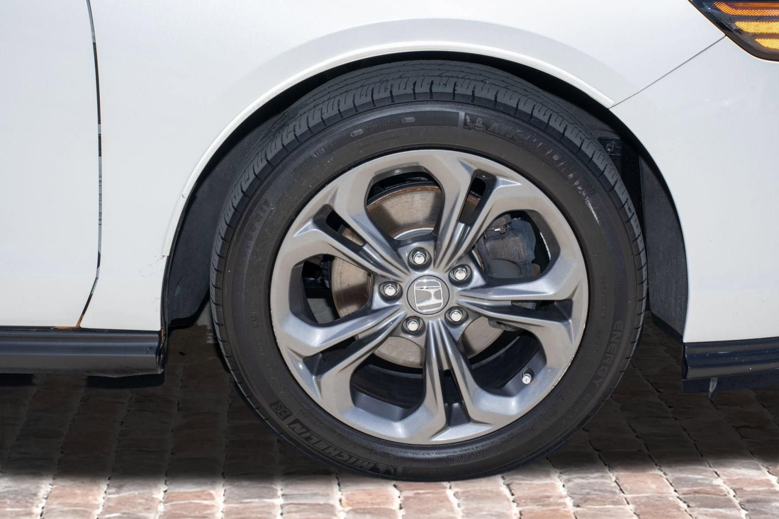 Certified 2023 Honda Accord EX image 41