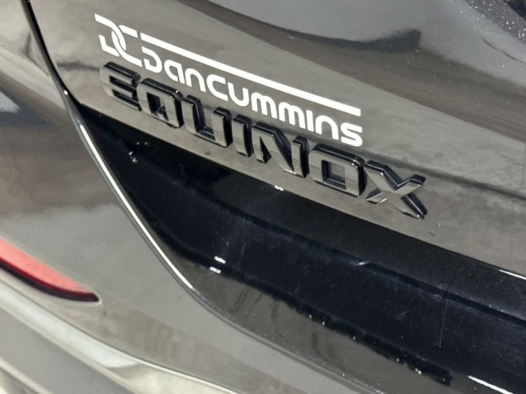 Used 2023 Chevrolet Equinox RS image 27