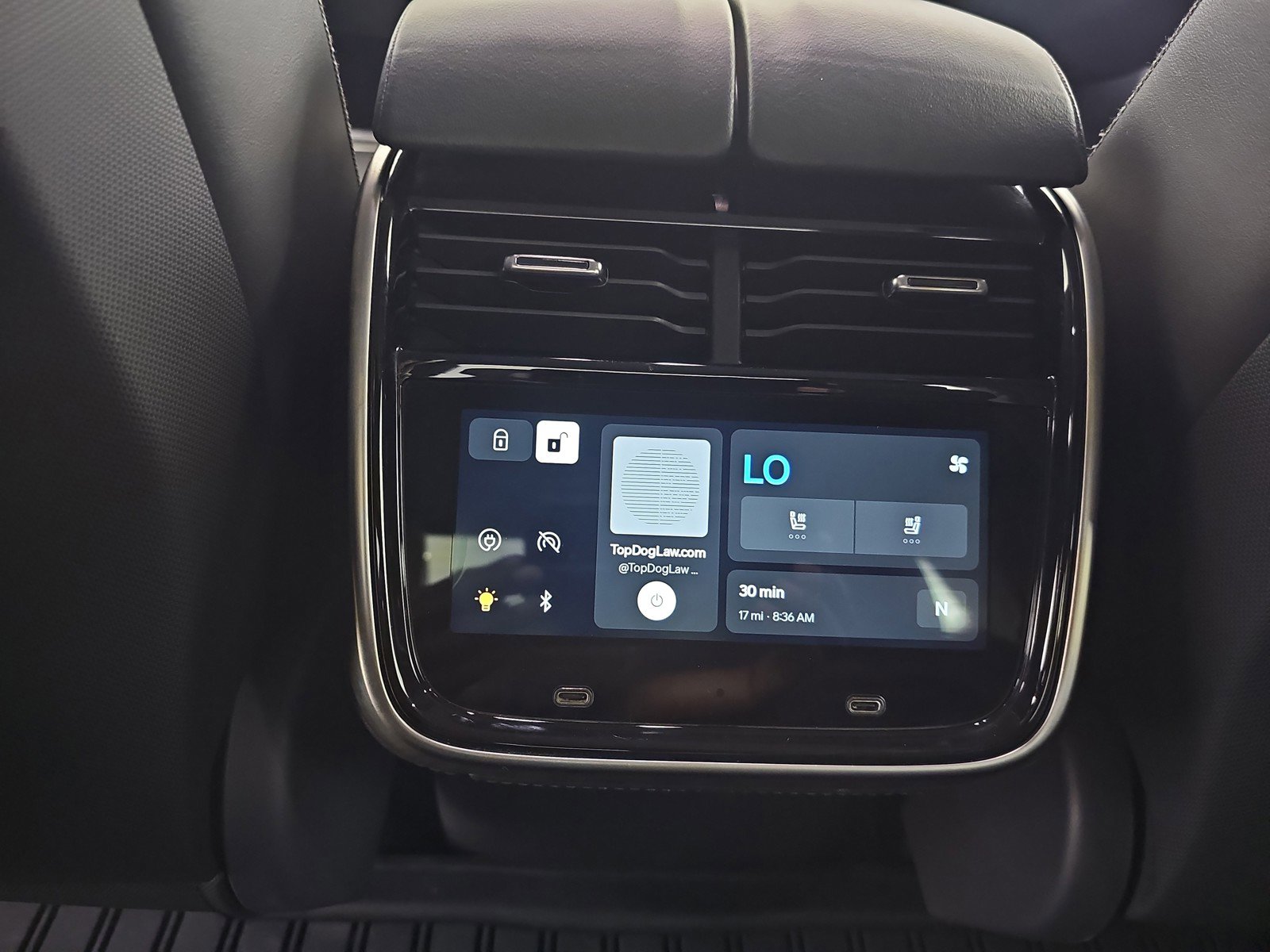 Used 2022 Rivian R1T Launch Edition image 28