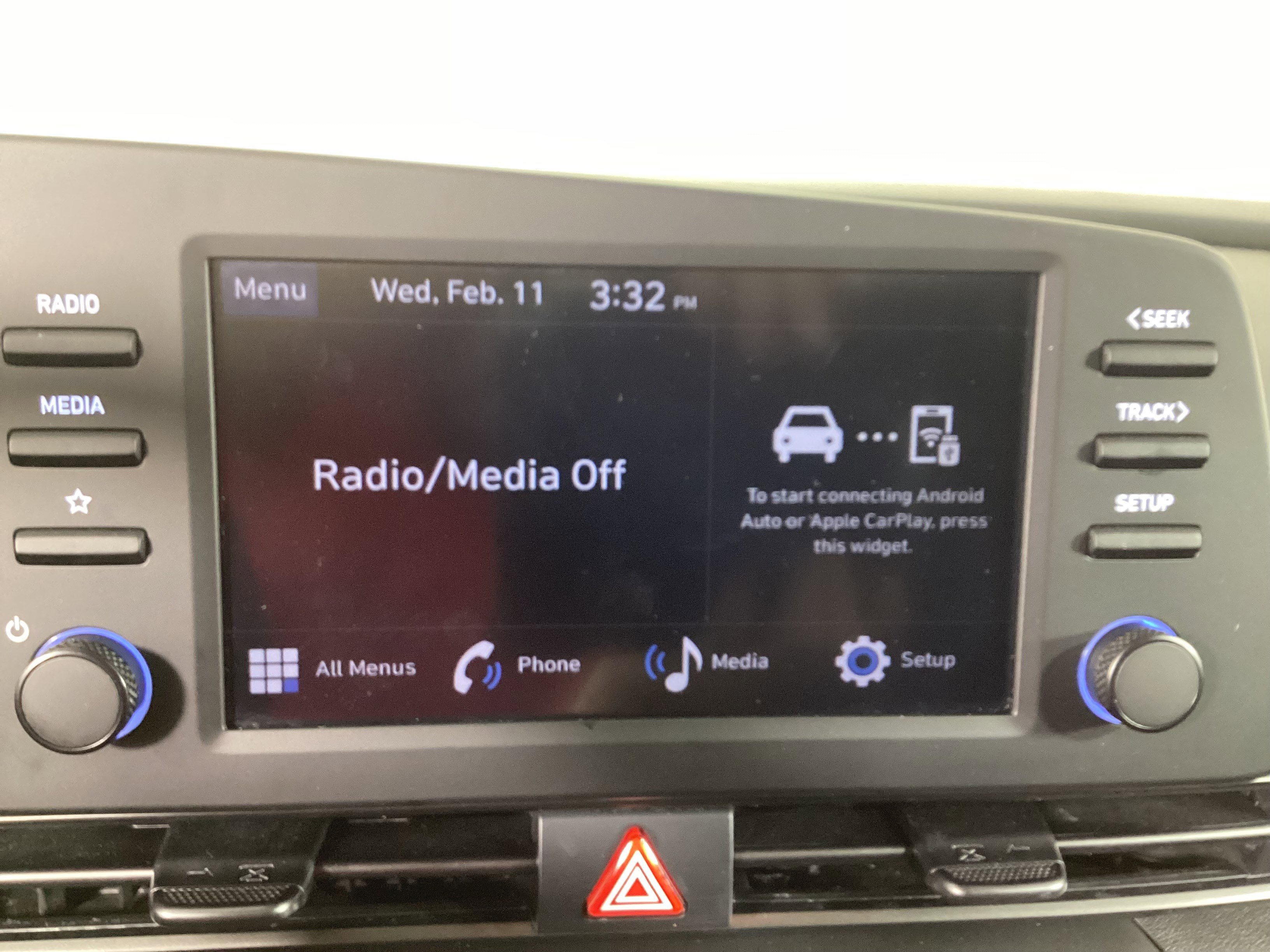 Certified 2025 Hyundai Elantra Sport image 18