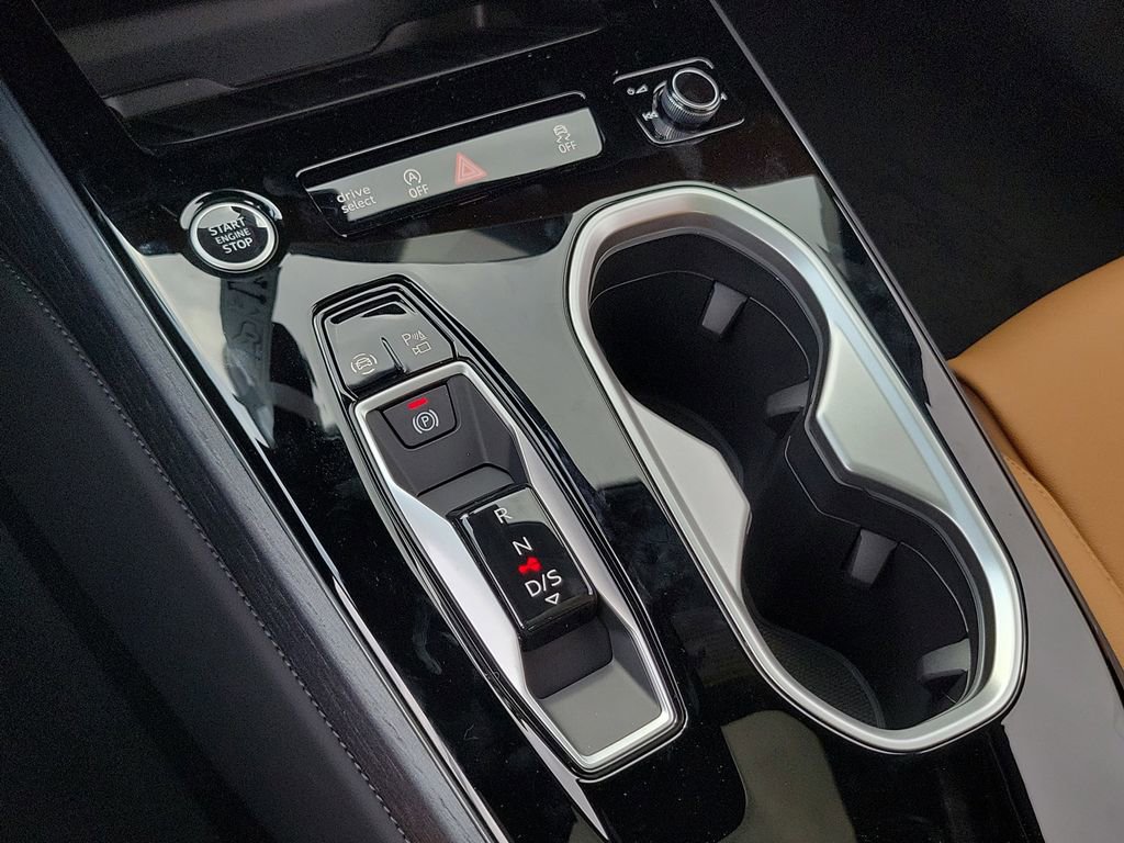 New 2026 Audi A6 Premium Plus AWD/4WD image 15
