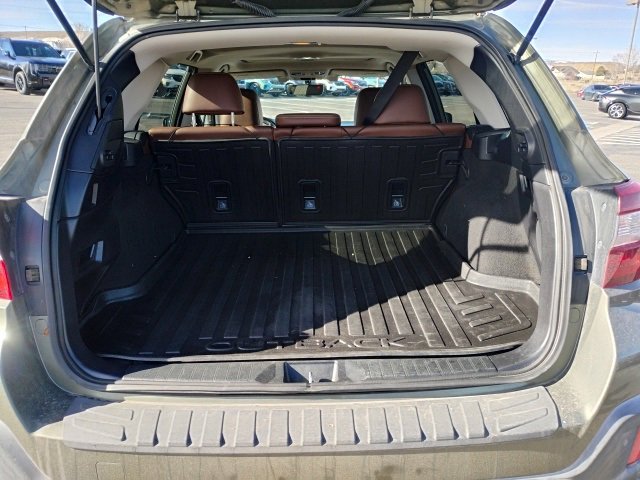 Used 2018 Subaru Outback 2.5i Touring w/ Popular Package #3 image 11