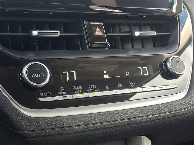 Used 2024 Toyota Corolla Cross XLE image 15