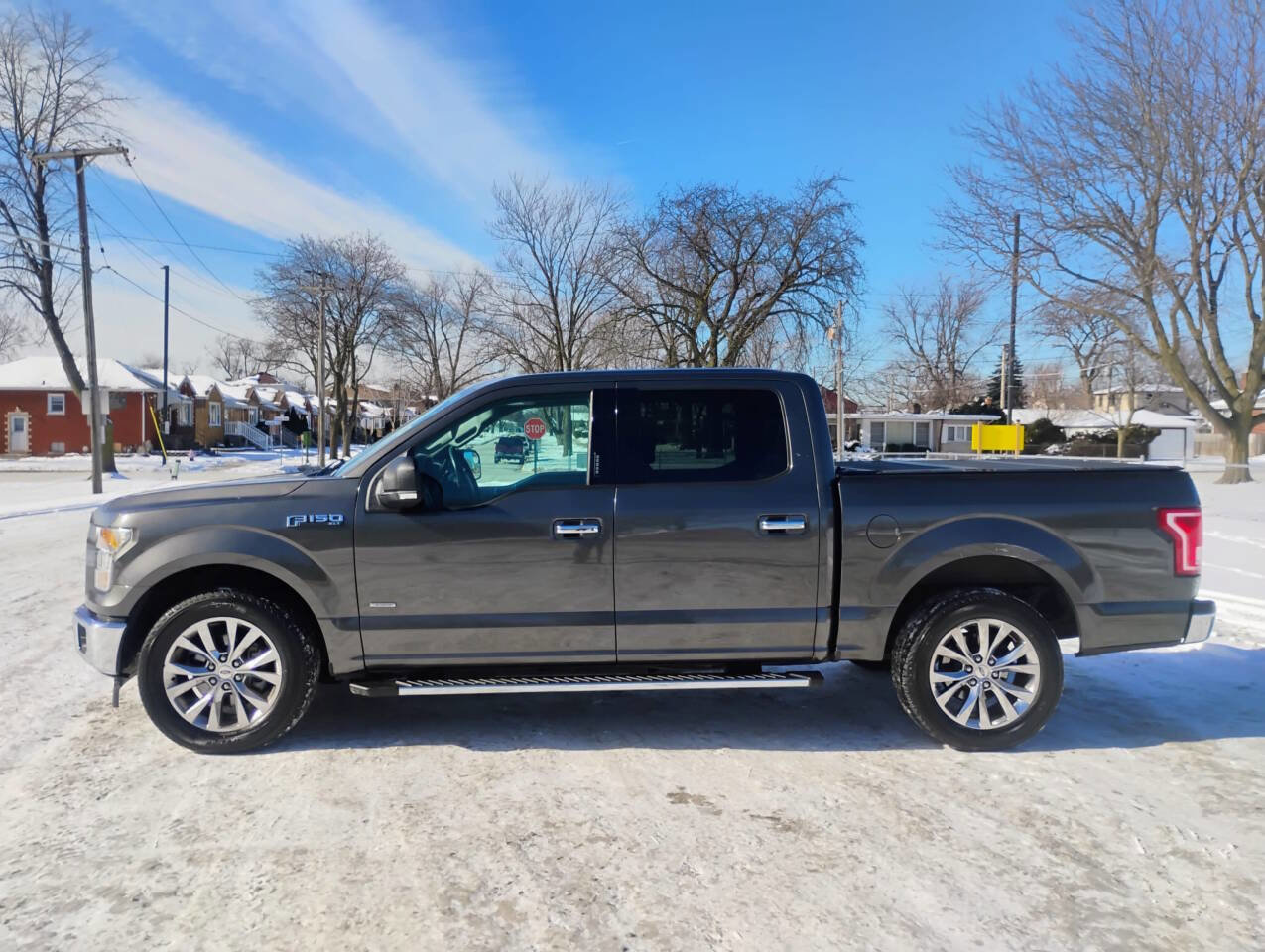 Used 2017 Ford F150 XLT w/ Equipment Group 302A Luxury image 8