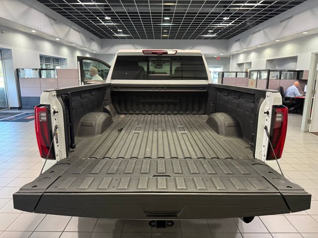Used 2024 GMC Sierra 2500 Denali w/ Denali Reserve Package image 9
