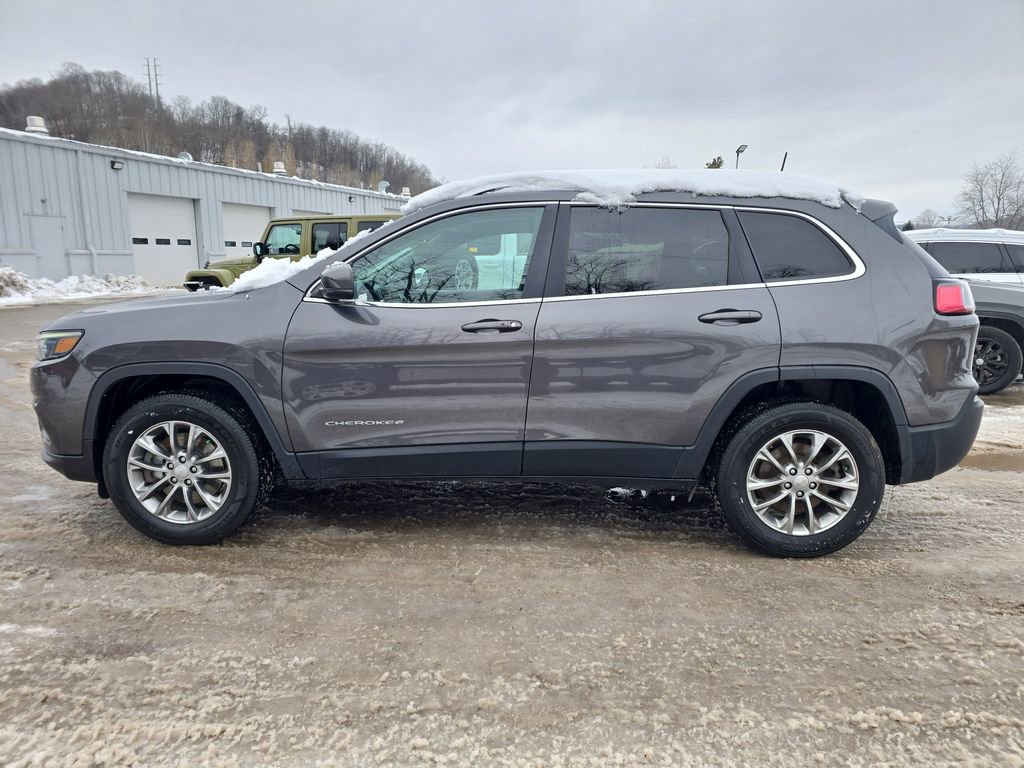 Used 2019 Jeep Cherokee Latitude Plus w/ Cold Weather Group image 7