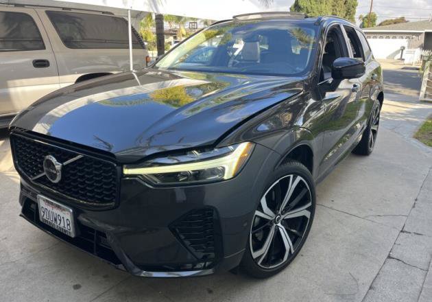 Used 2023 Volvo XC60 B5 Ultimate w/ Protection Package Premier