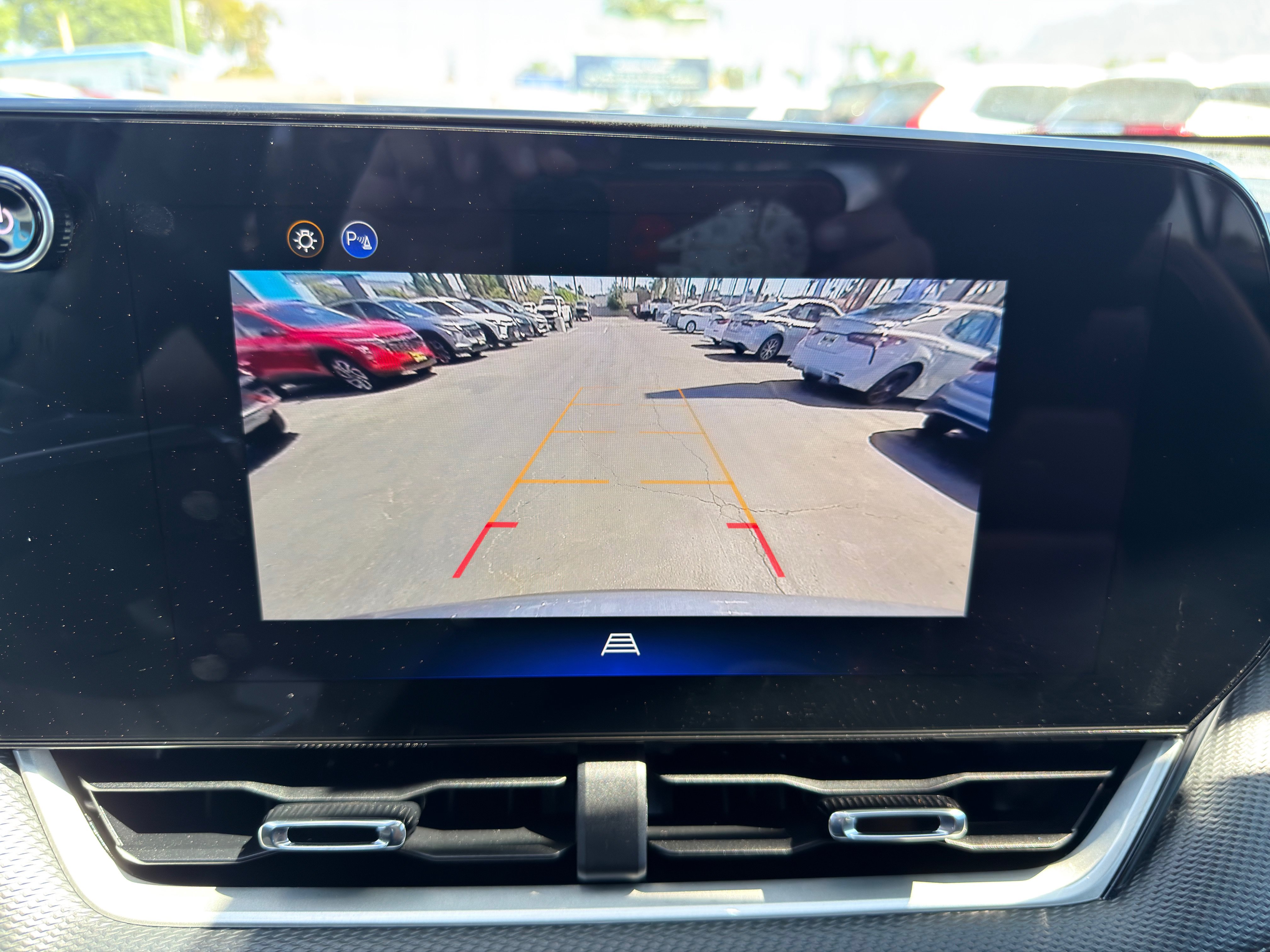 Used 2026 Chevrolet Equinox LT FWD image 35