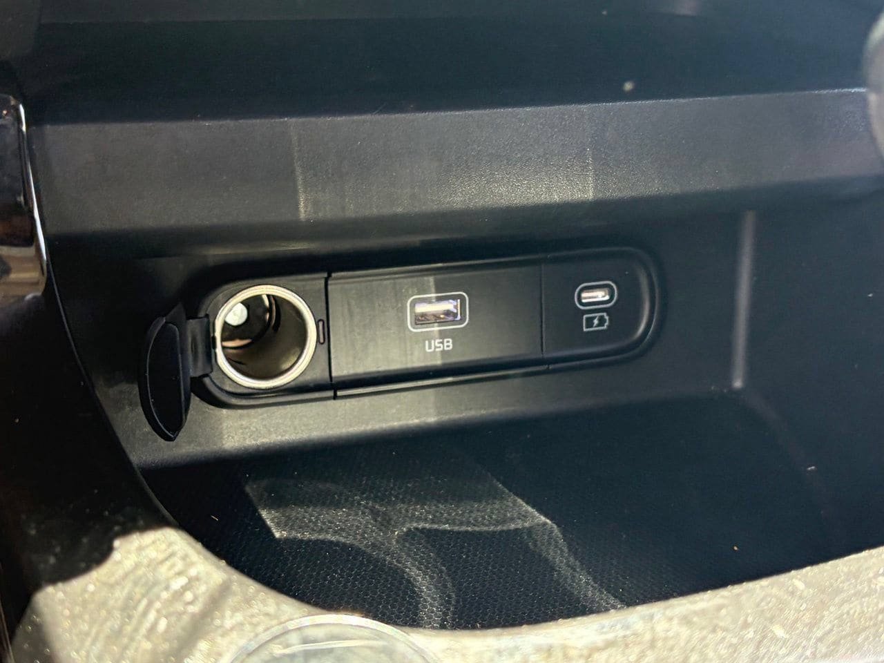 Used 2024 Kia Seltos S FWD image 9