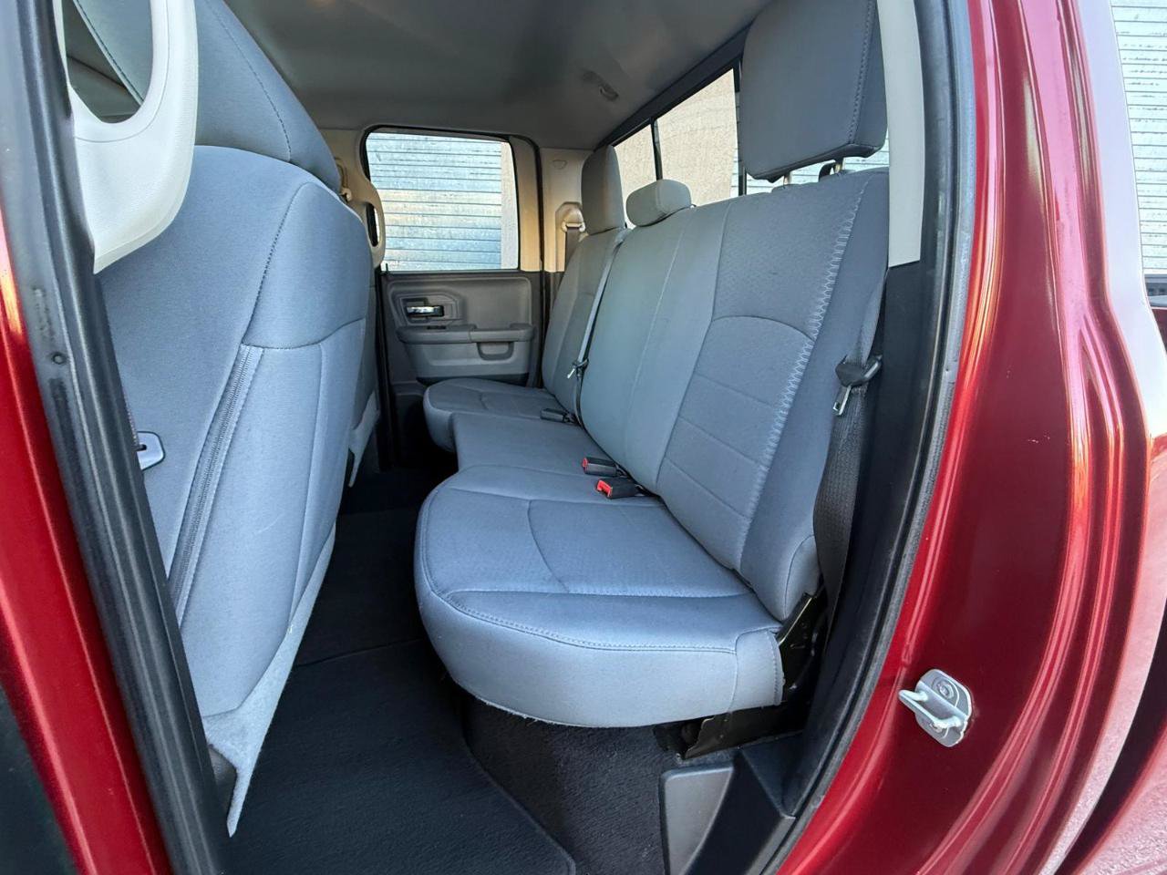 Used 2014 RAM 1500 Classic SLT RWD image 16
