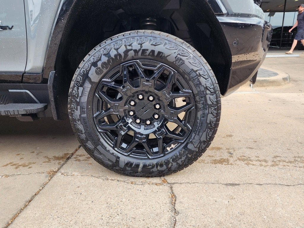 New 2026 GMC Hummer EV 4x4 Crew Cab image 57