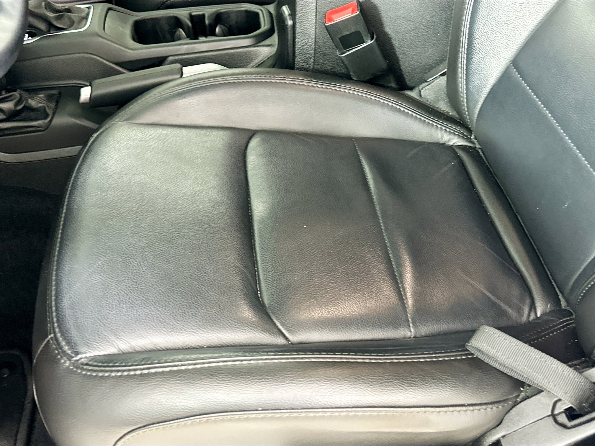 Used 2021 Jeep Wrangler Unlimited Sahara image 25