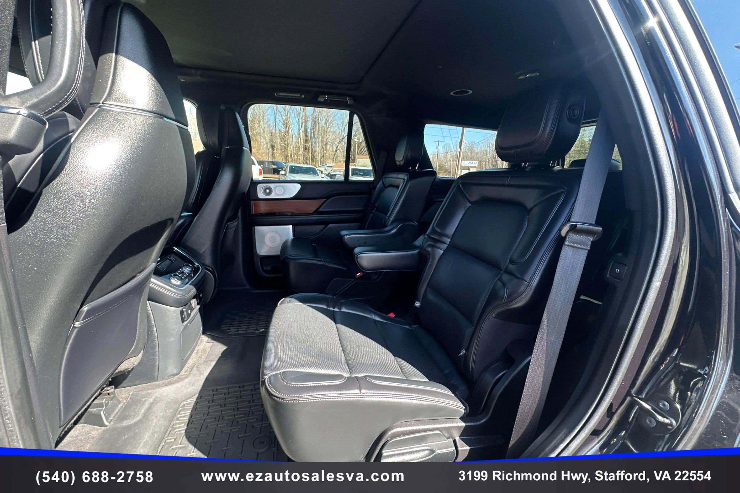 Used 2019 Lincoln Navigator Reserve AWD/4WD image 20
