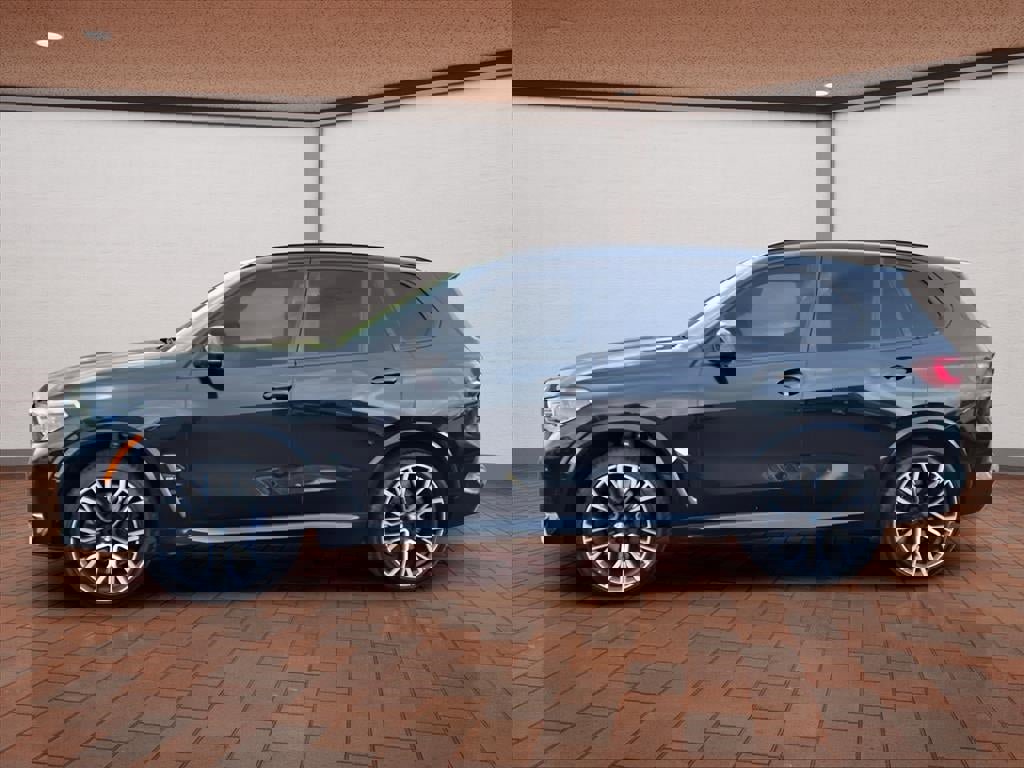 Used 2021 BMW X5 M w/ Executive Package image 34