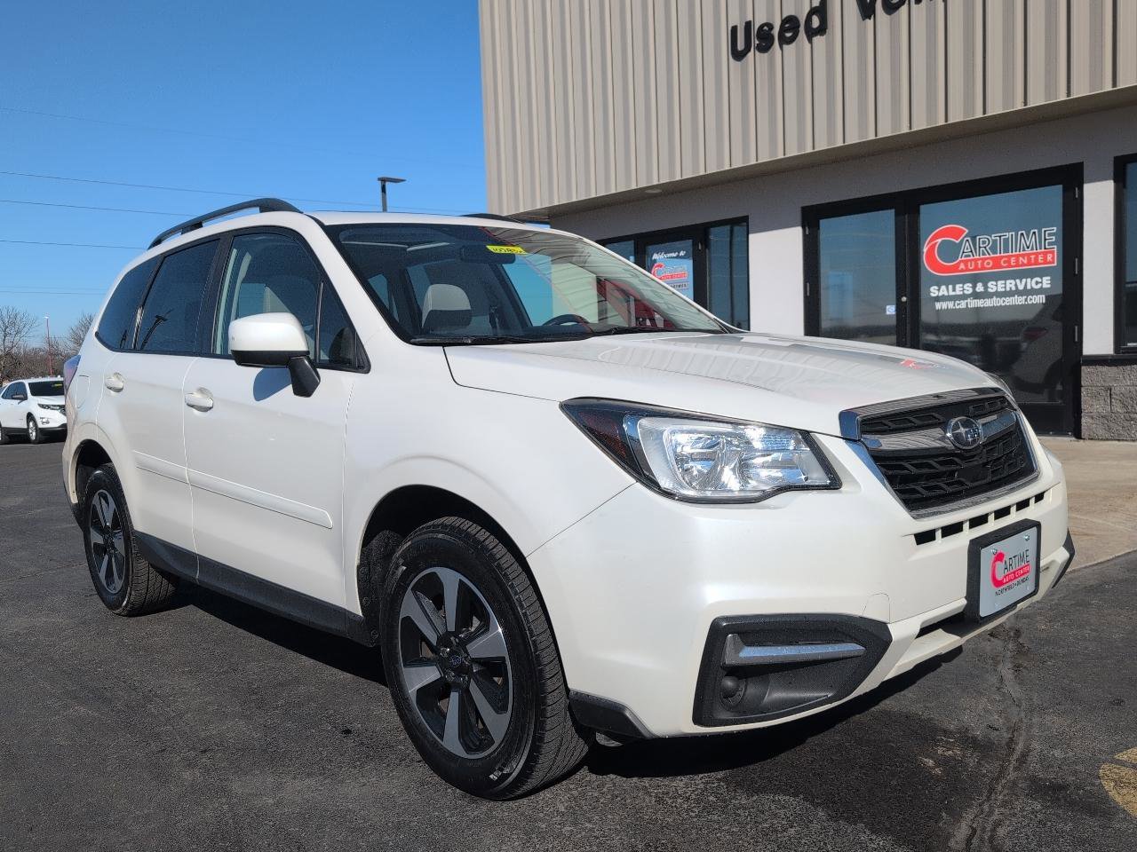 Used 2017 Subaru Forester 2.5i Premium w/ All-Weather Package image 2