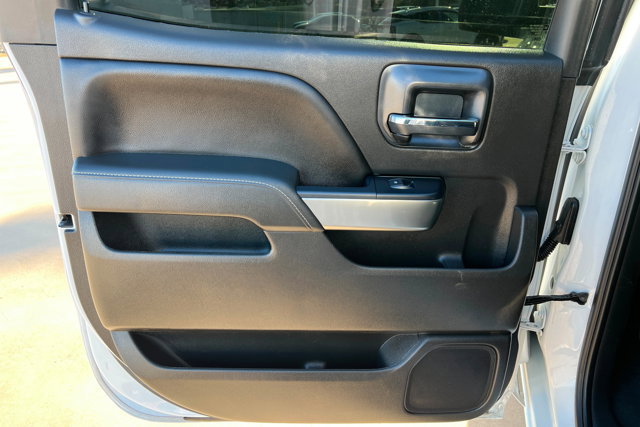 Used 2018 Chevrolet Silverado 1500 LT w/ All Star Edition image 18