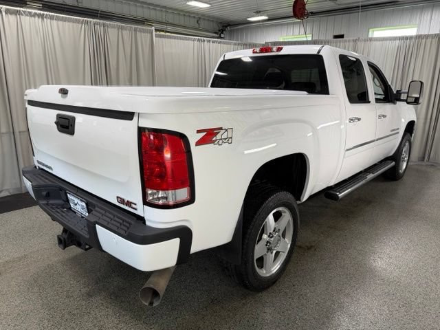 Used 2013 GMC Sierra 2500 Denali w/ Snow Plow Prep Package AWD/4WD image 4