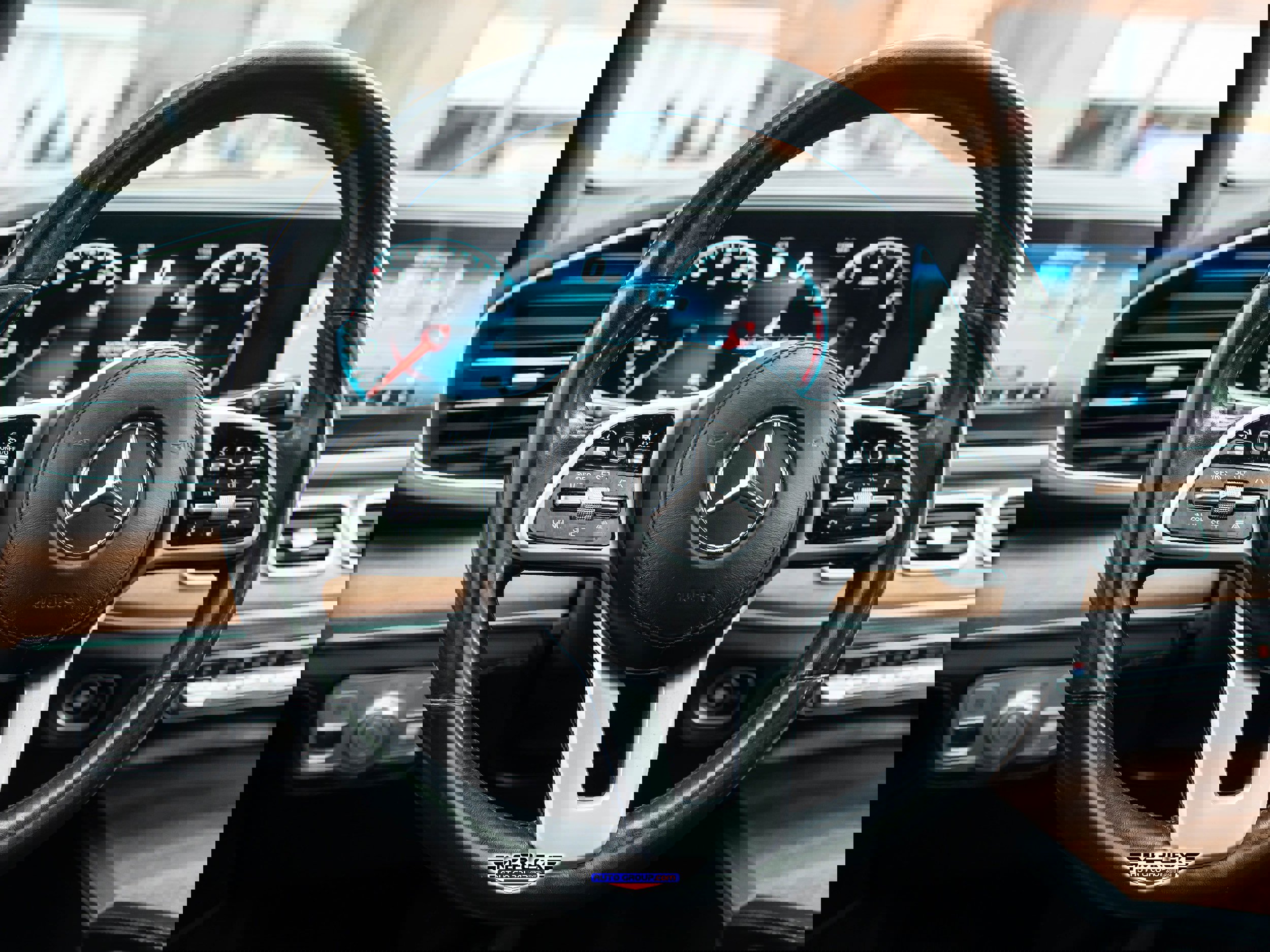 Used 2020 Mercedes-Benz GLS 450 4MATIC image 25