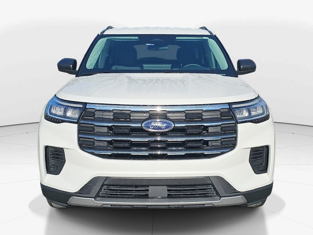 Used 2025 Ford Explorer Active RWD image 12