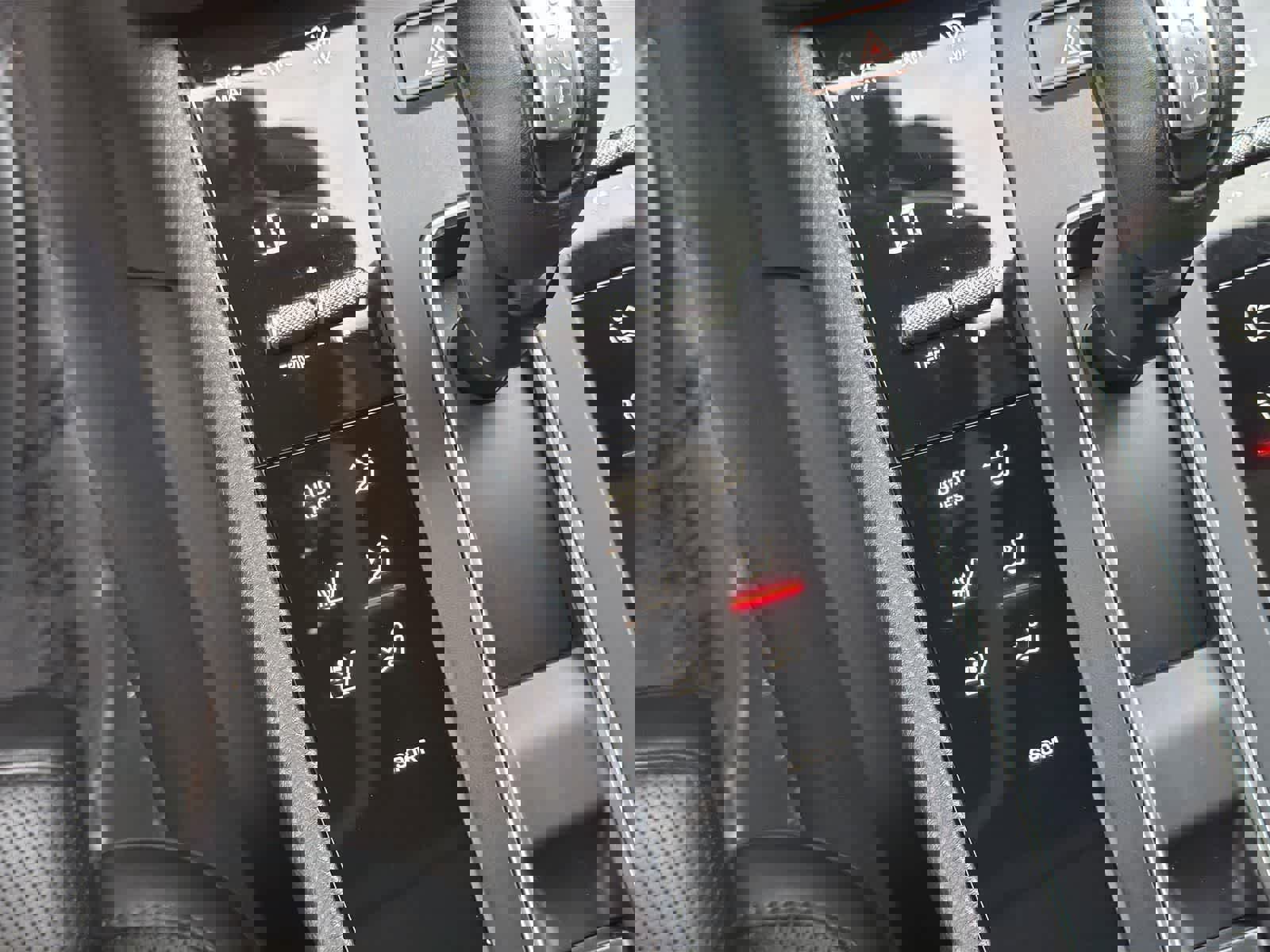 Used 2022 Porsche Macan image 16