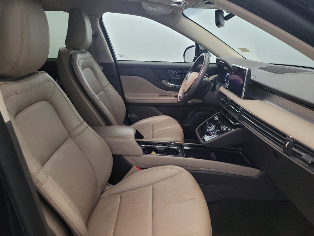 Used 2022 Lincoln Corsair AWD w/ Premium Package image 21