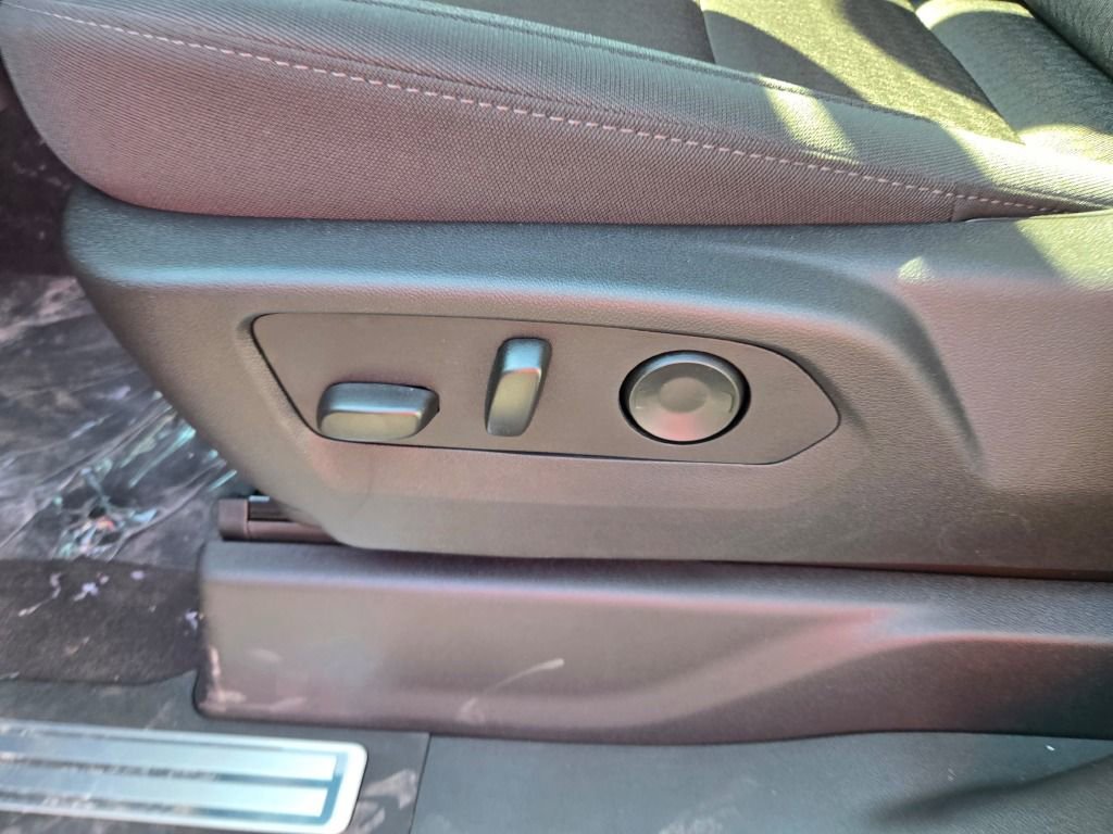 New 2026 Chevrolet Silverado 1500 LT image 17