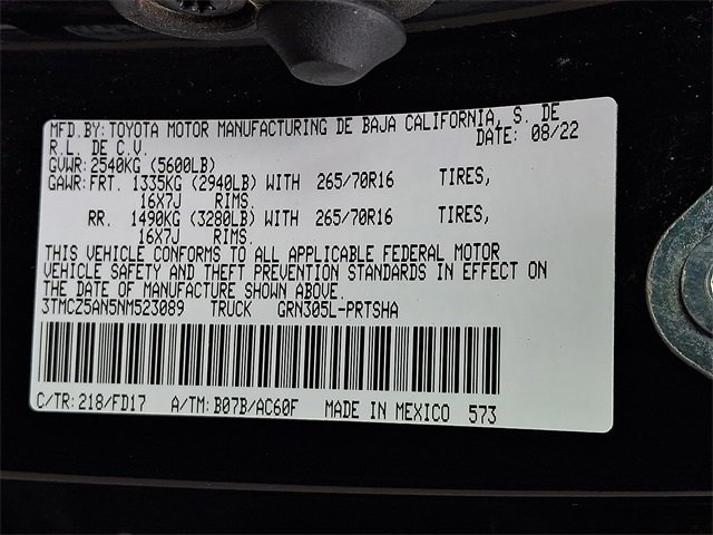 Used 2022 Toyota Tacoma TRD Off-Road image 29