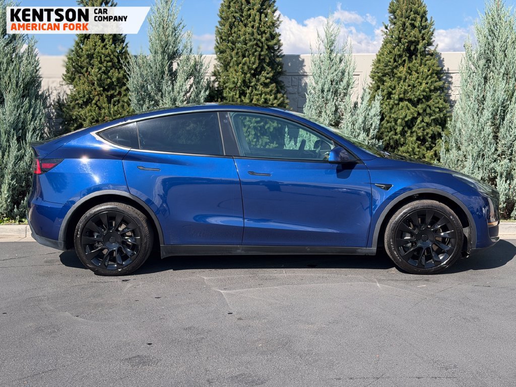 Used 2021 Tesla Model Y Long Range AWD/4WD image 9