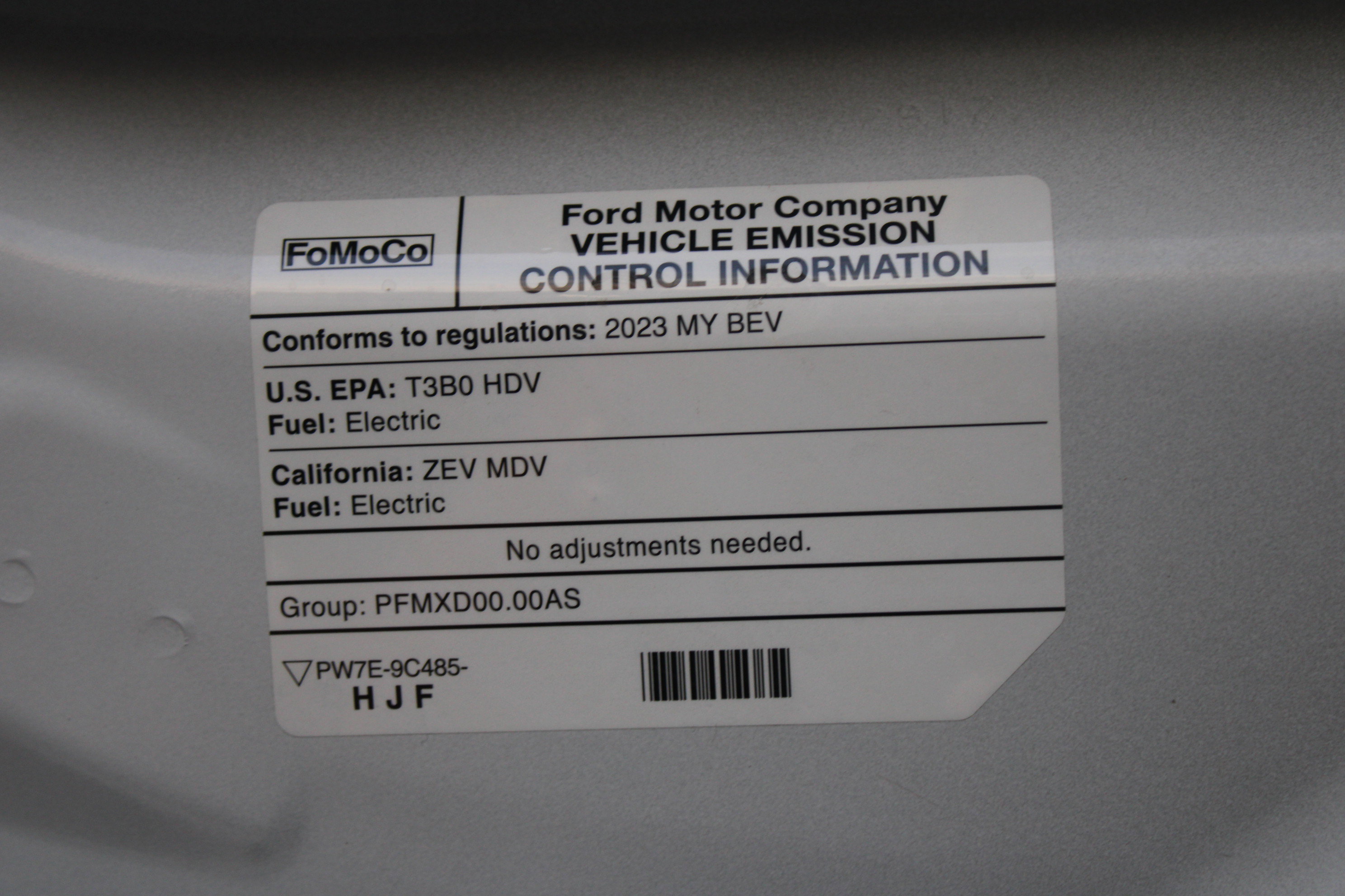 Used 2023 Ford E-Transit Medium Roof w/ Load Area Protection Package RWD image 60