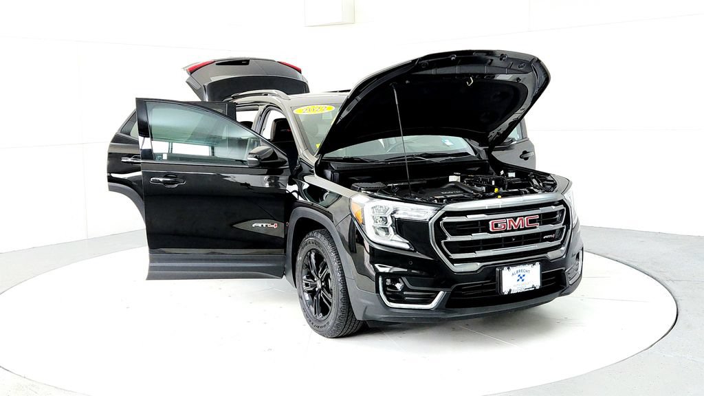 Used 2022 GMC Terrain AT4 w/ Infotainment Package II AWD/4WD image 9