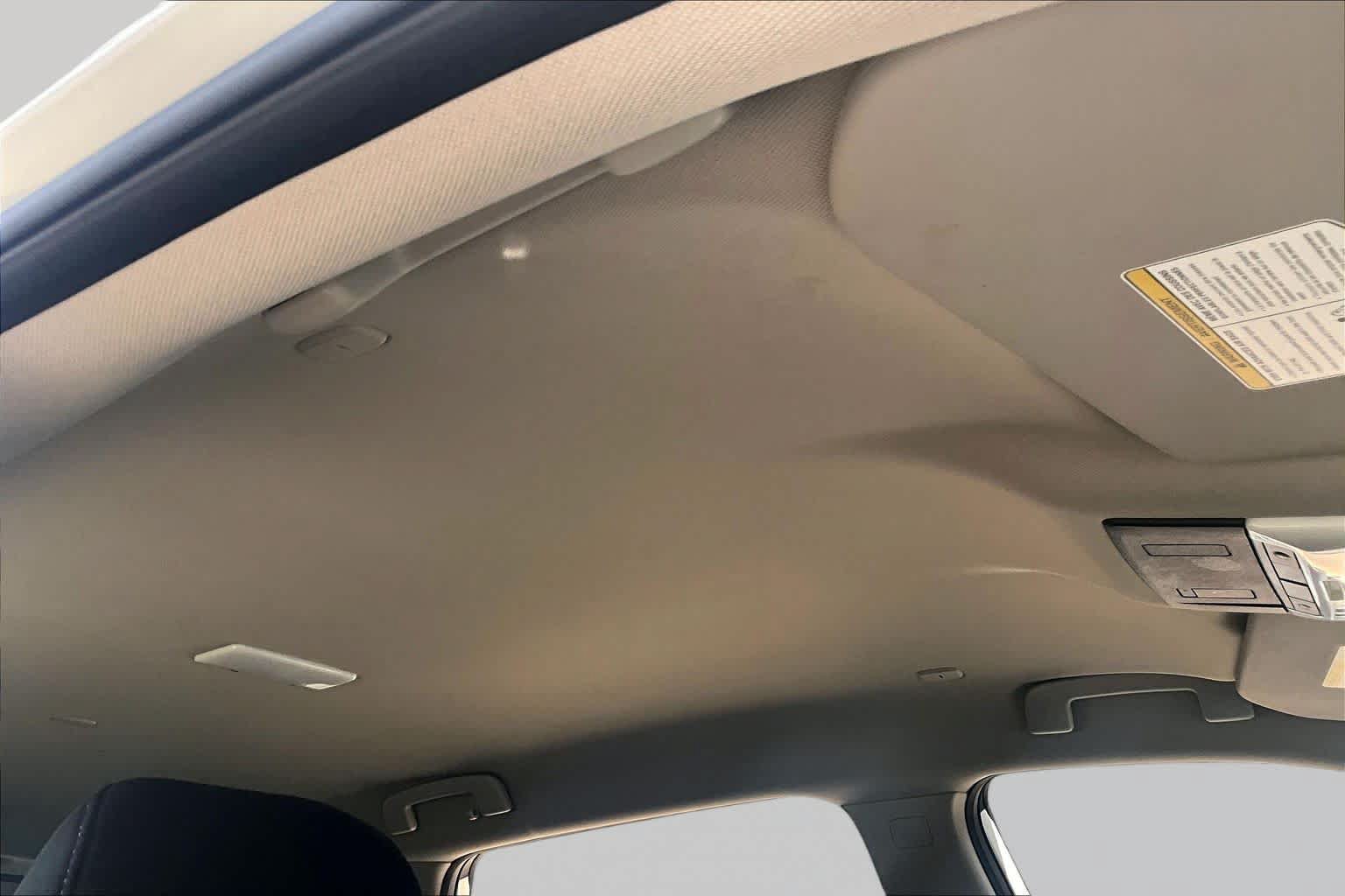 Certified 2023 Nissan Rogue SV FWD image 14