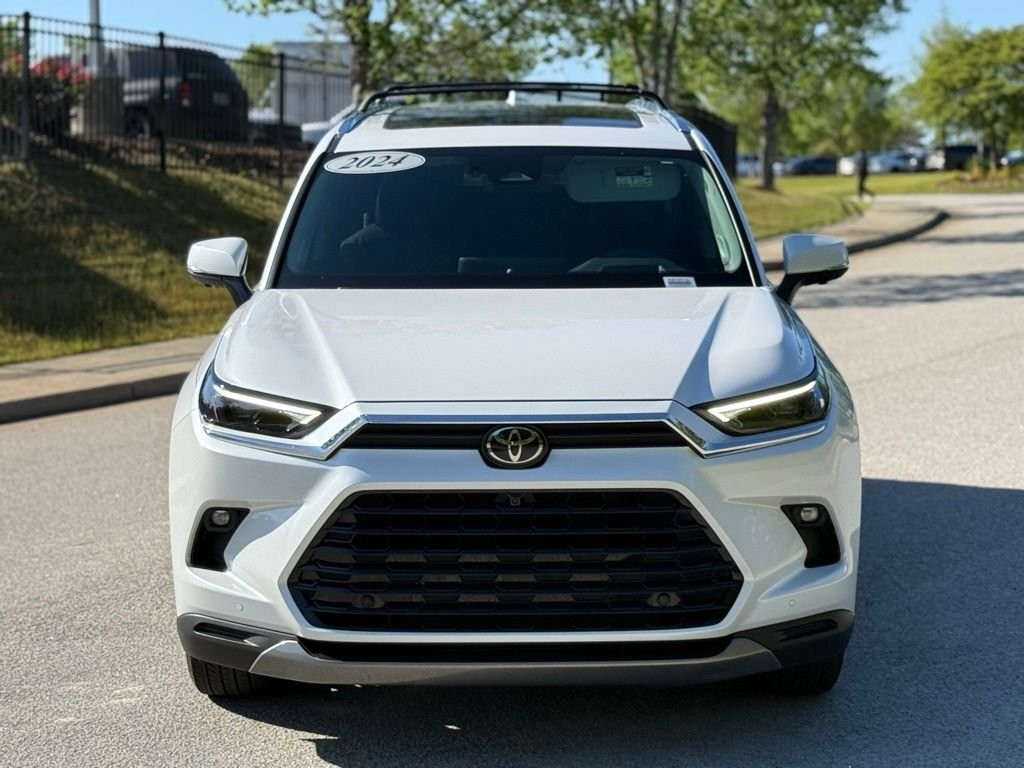 Used 2024 Toyota Grand Highlander Platinum image 9