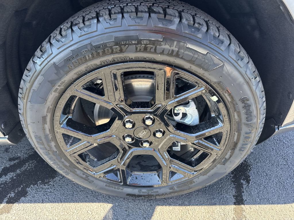 New 2025 Ford Maverick Lobo image 9