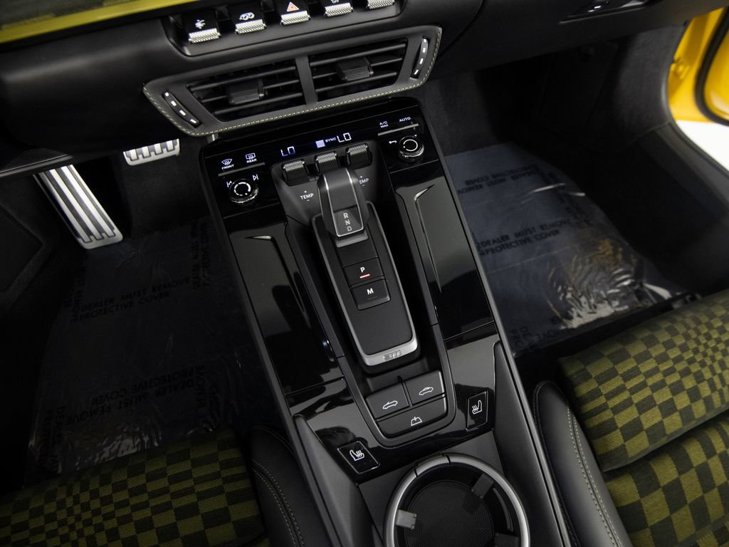 Certified 2026 Porsche 911 Carrera GTS RWD image 37