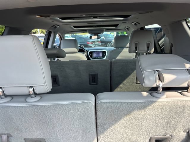 Used 2017 GMC Acadia SLT FWD image 36