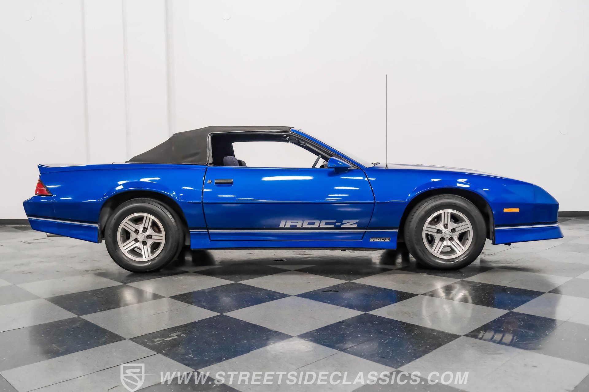 Used 1989 Chevrolet Camaro IROC-Z image 14