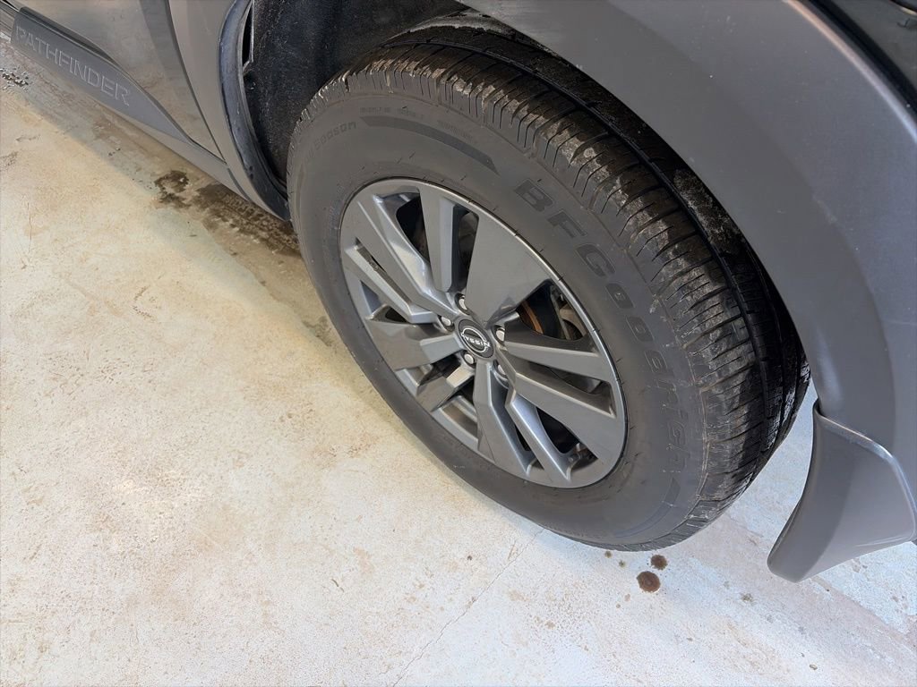 Used 2023 Nissan Pathfinder SV w/ Cargo Package AWD/4WD image 58